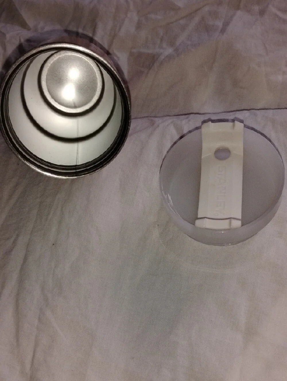 Stanley*Starbucks Pink Insulated Bottle Lid - Picture 6 of 6